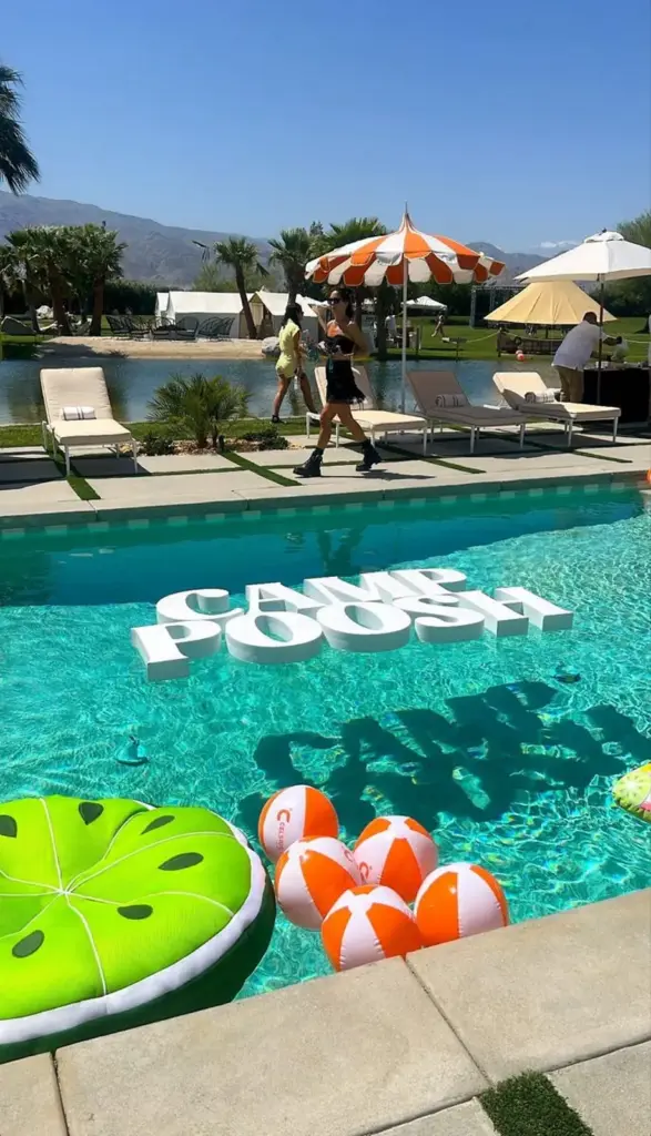 Floating Pool Letterss 1