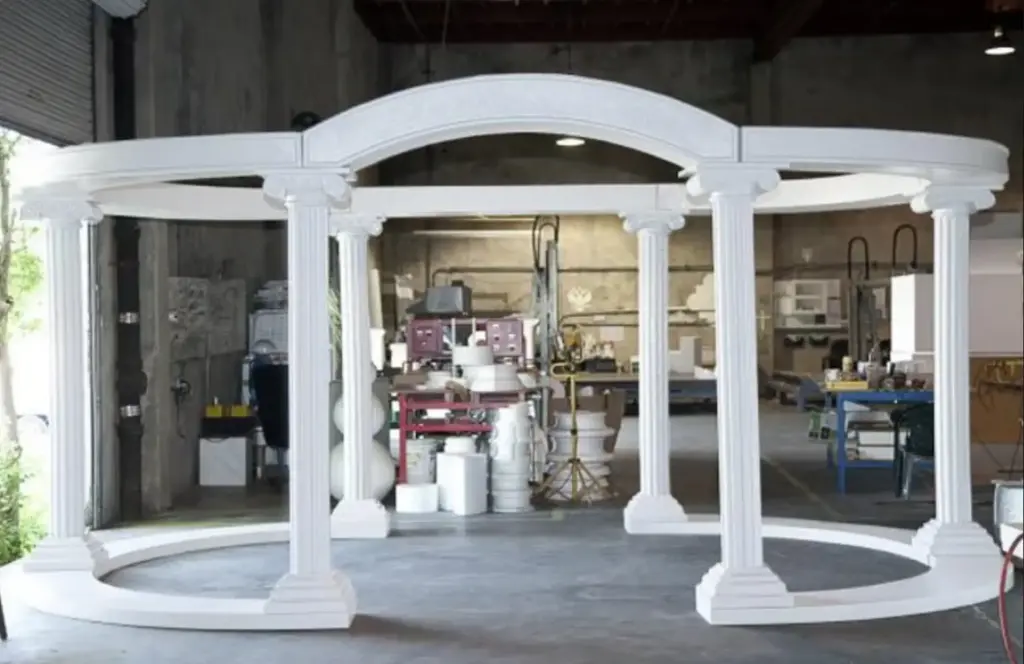 Wedding Arch With Columns 2