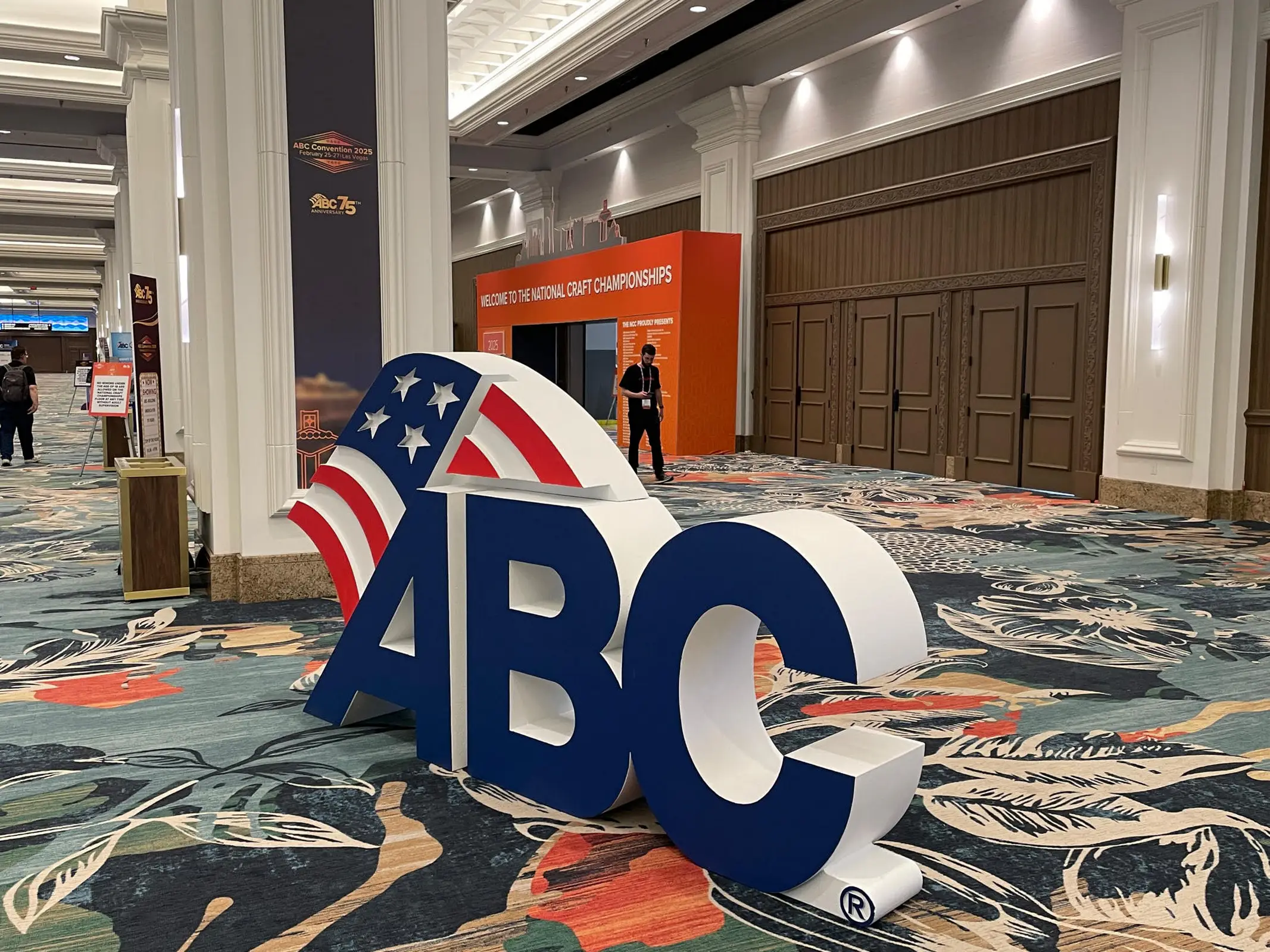Large Scale 3D Logo Display